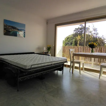 Appartamento Moderne Au Calme Proche Vieil Et