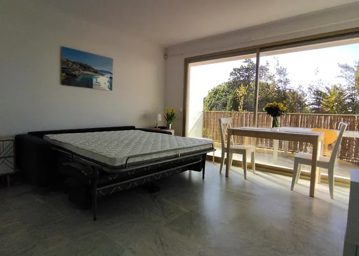 Appartamento Moderne Au Calme Proche Vieil Et